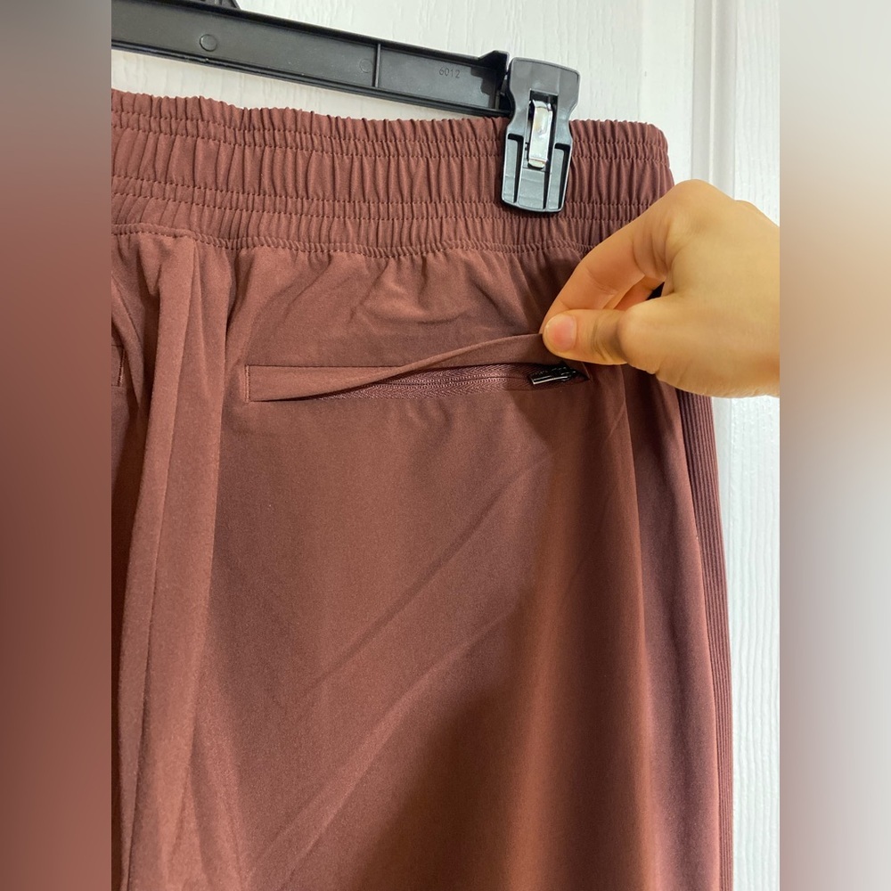 Athleta Brooklyn Lined Stretchy Pockets Burgundy Elastic Joggers Size 10 - Picture 11 of 15
